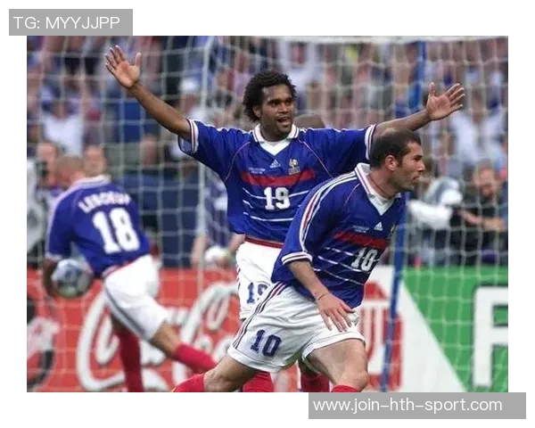 足球名宿海的传奇人生与对中国足球的深远影响探讨 足球名宿海的传奇人生与对中国足球的深远影响探讨